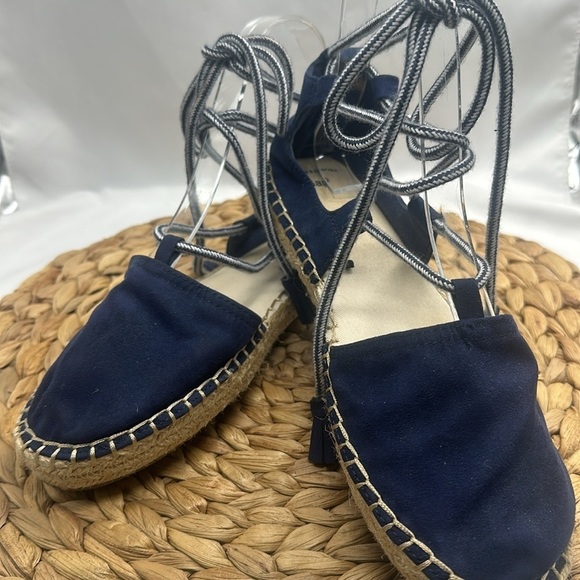 Gap Navy and White Ankle Wrap Espadrille Sandals Size 6 Vacation Frenchie - Picture 4 of 8